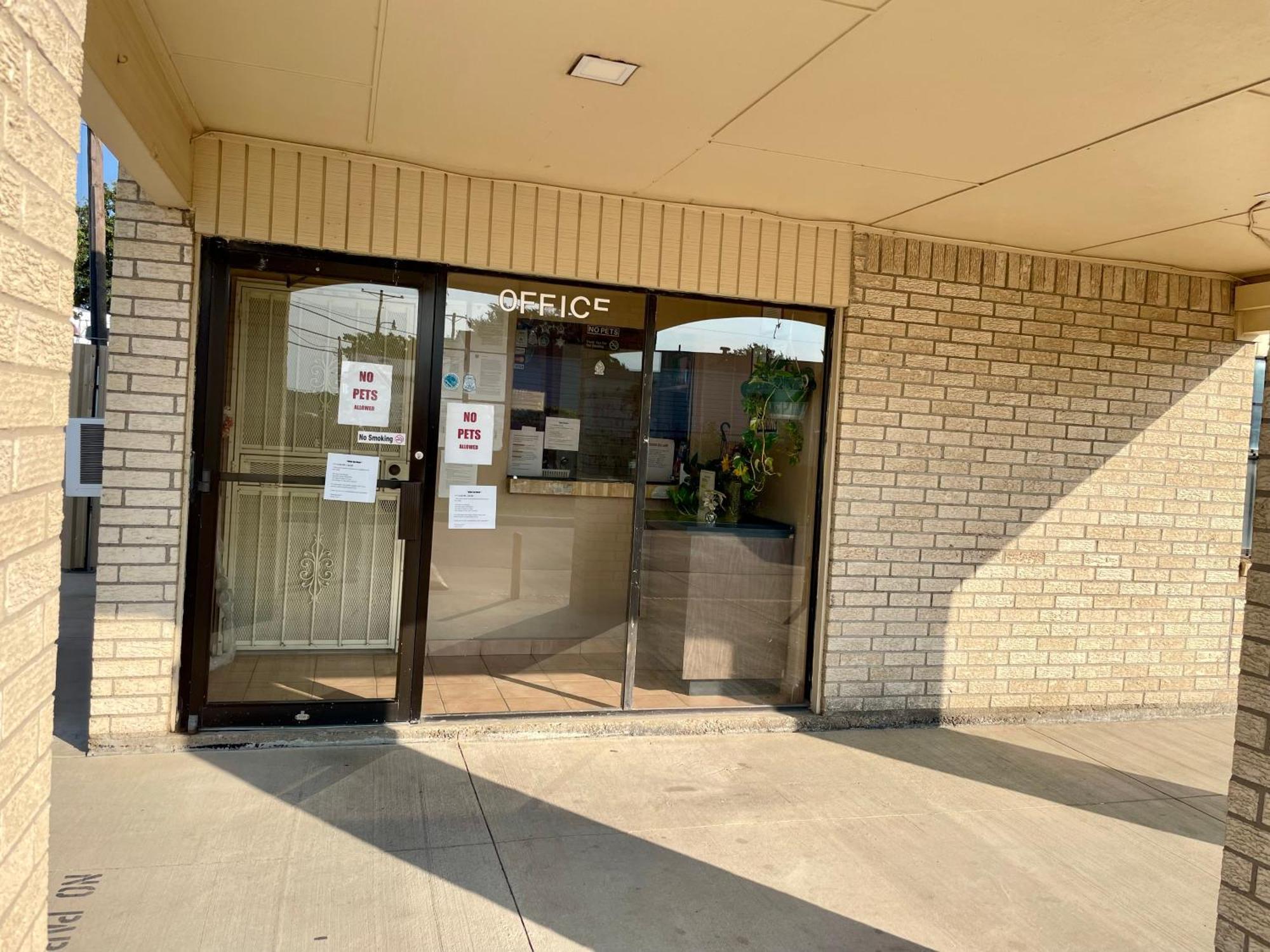 Ankur Inn Motel Dallas Exterior photo